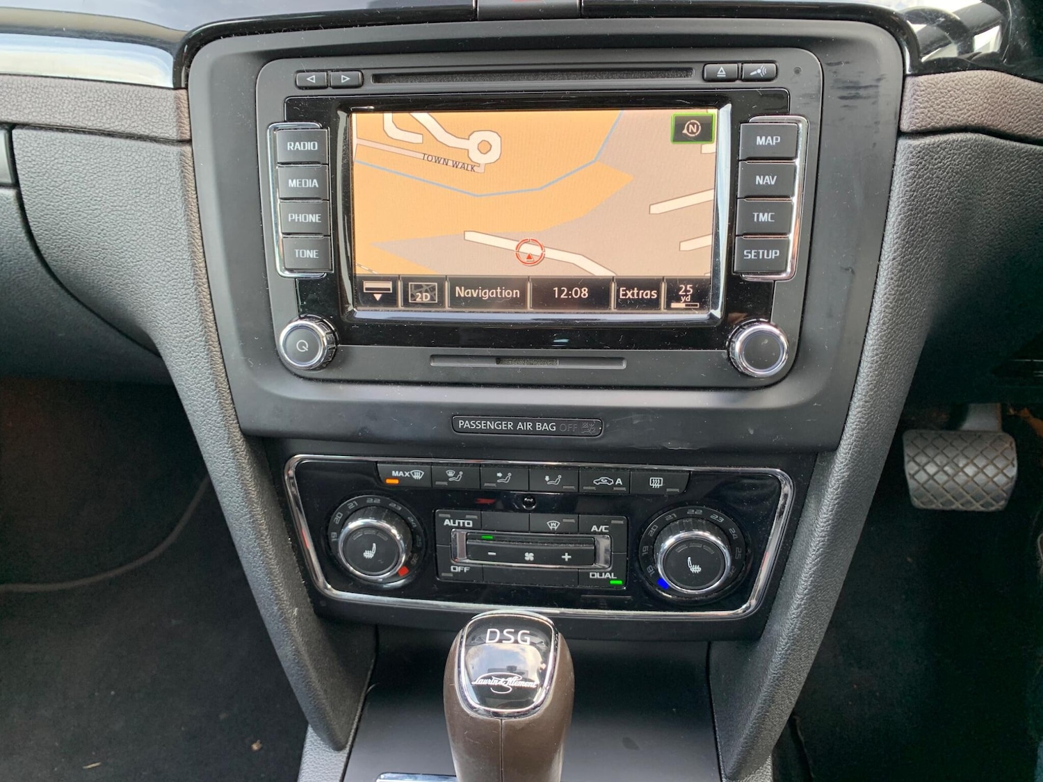 Used Skoda Superb 2014 for sale - 77425704: Photo 32