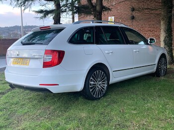 Used Skoda Superb 2014 for sale - 77425704: Photo