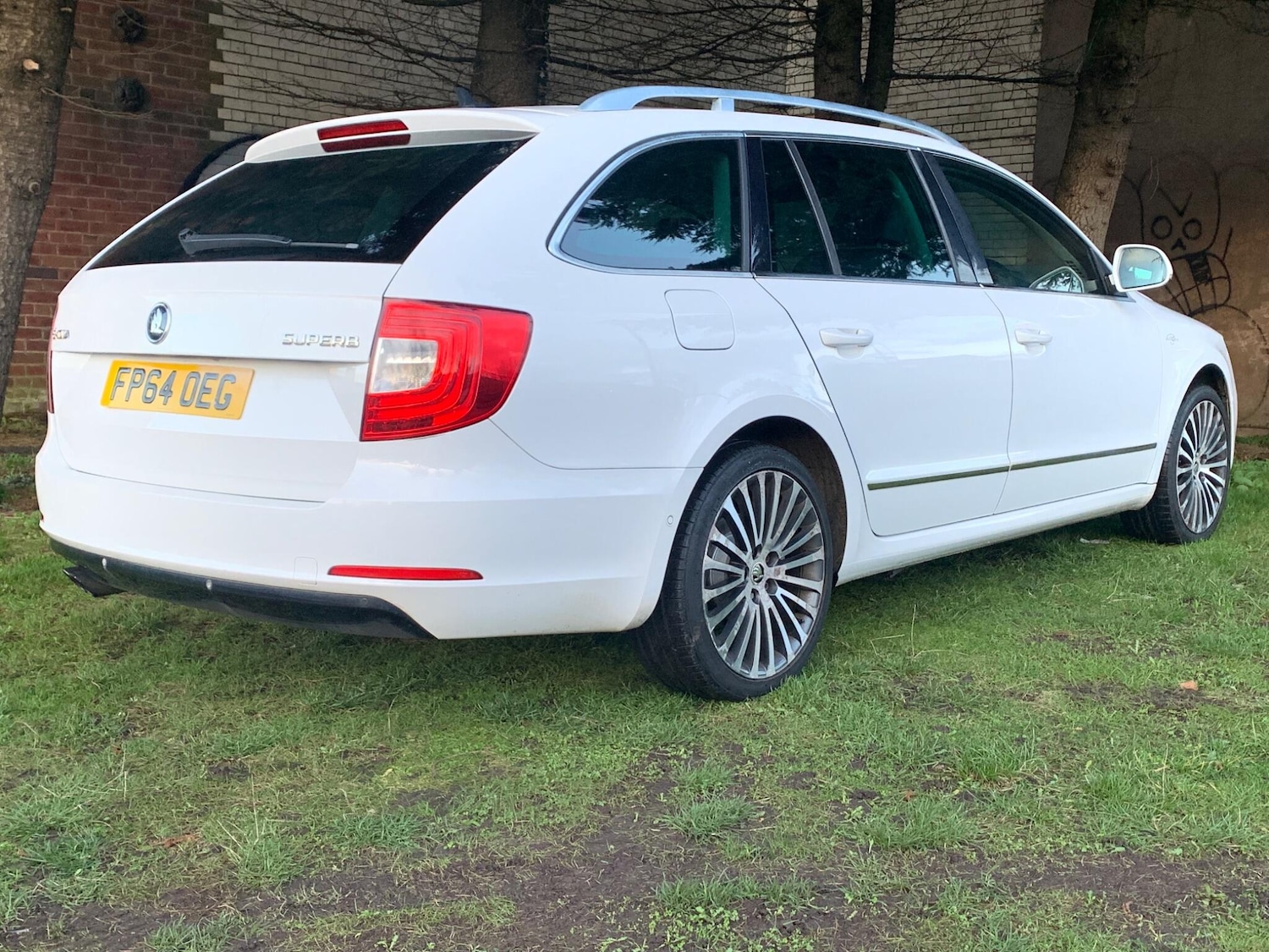 Used Skoda Superb 2014 for sale - 77425704: Photo 7