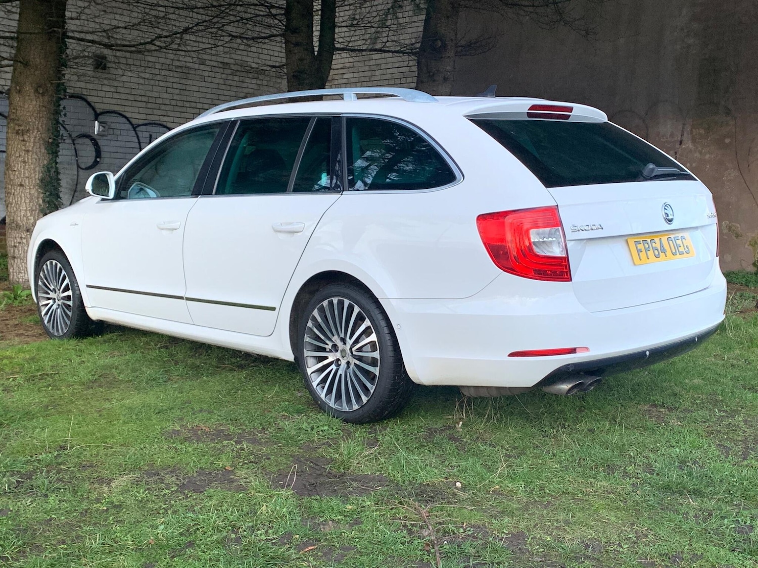 Used Skoda Superb 2014 for sale - 77425704: Photo 8