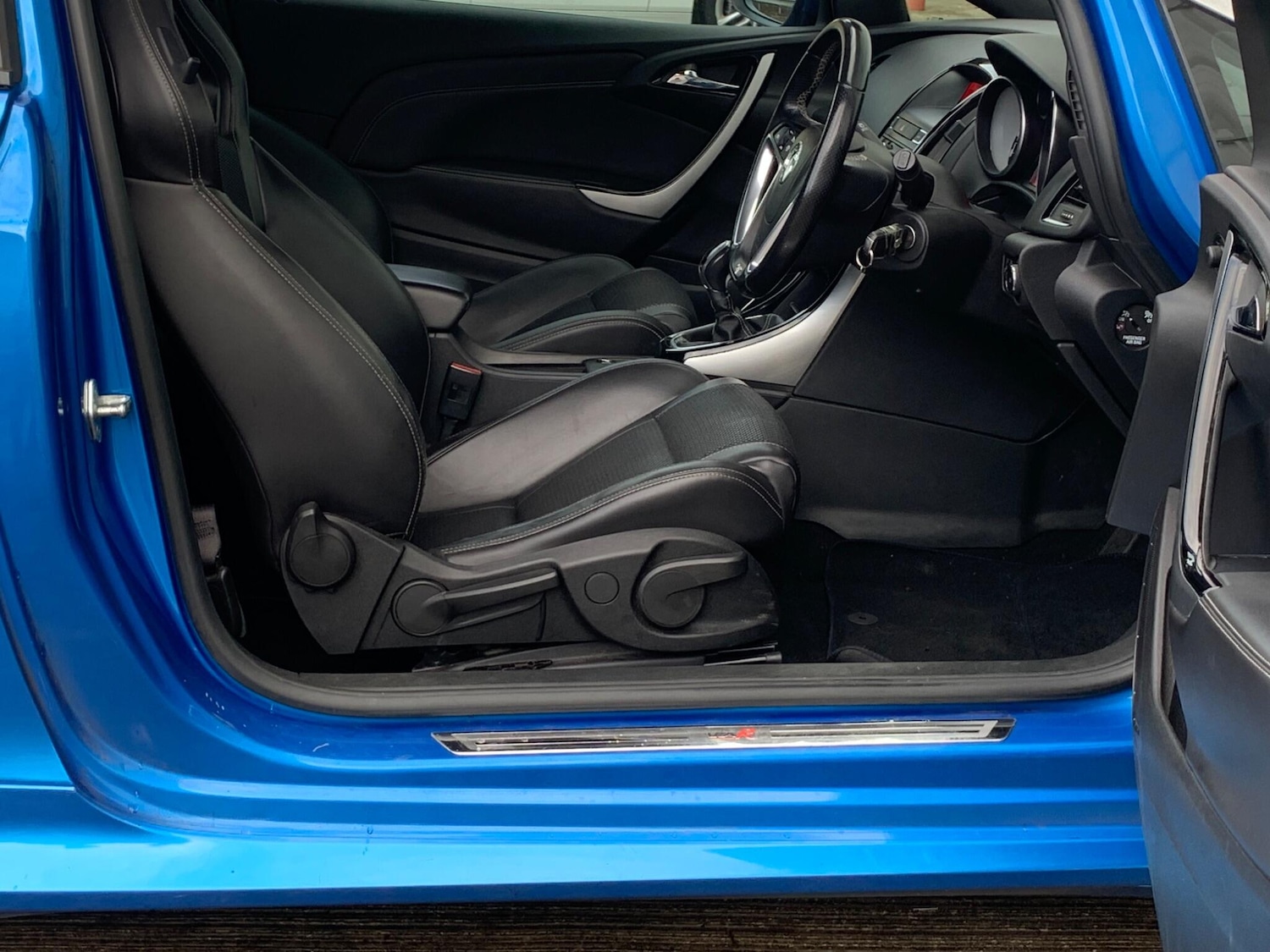 Used Vauxhall Astra GTC 2013 for sale - 77441139: Photo 26