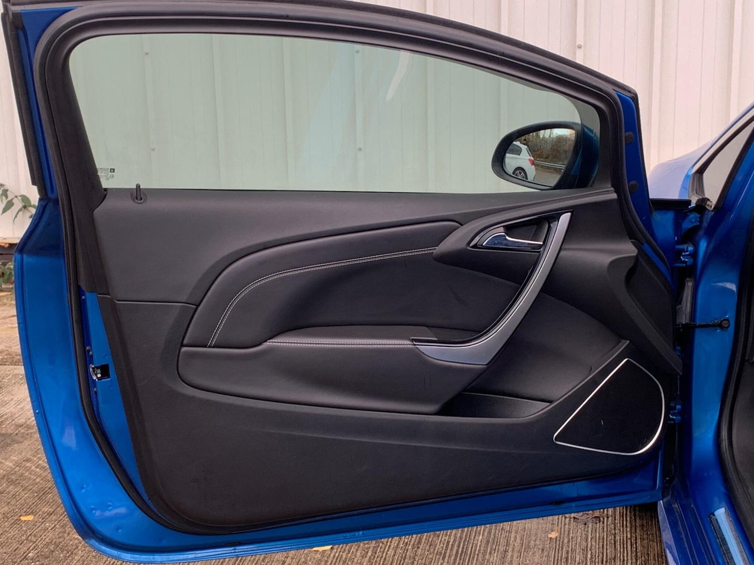 Used Vauxhall Astra GTC 2013 for sale - 77441139: Photo 30