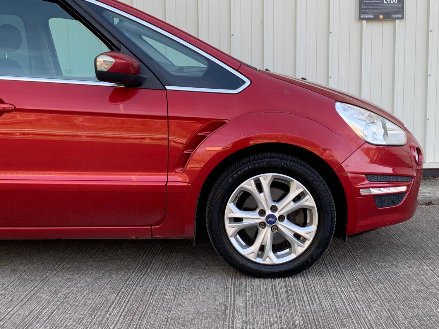 Used Ford S-Max for sale - 77940761: Photo 13