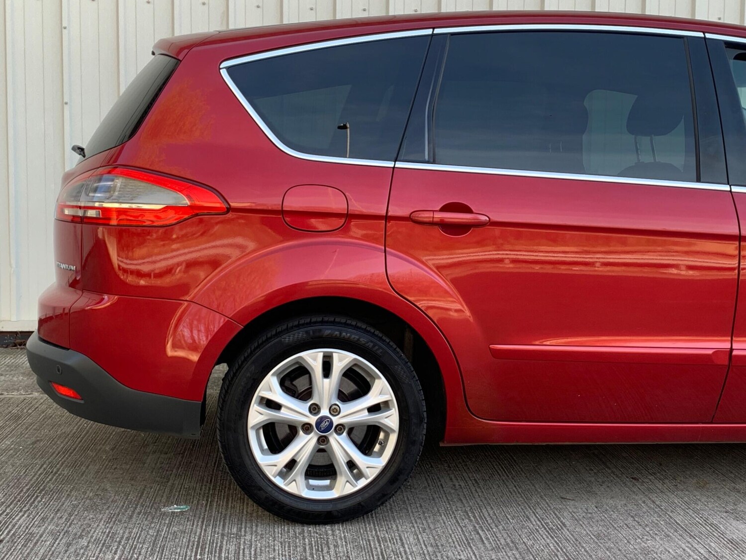 Used Ford S-Max for sale - 77940761: Photo 18