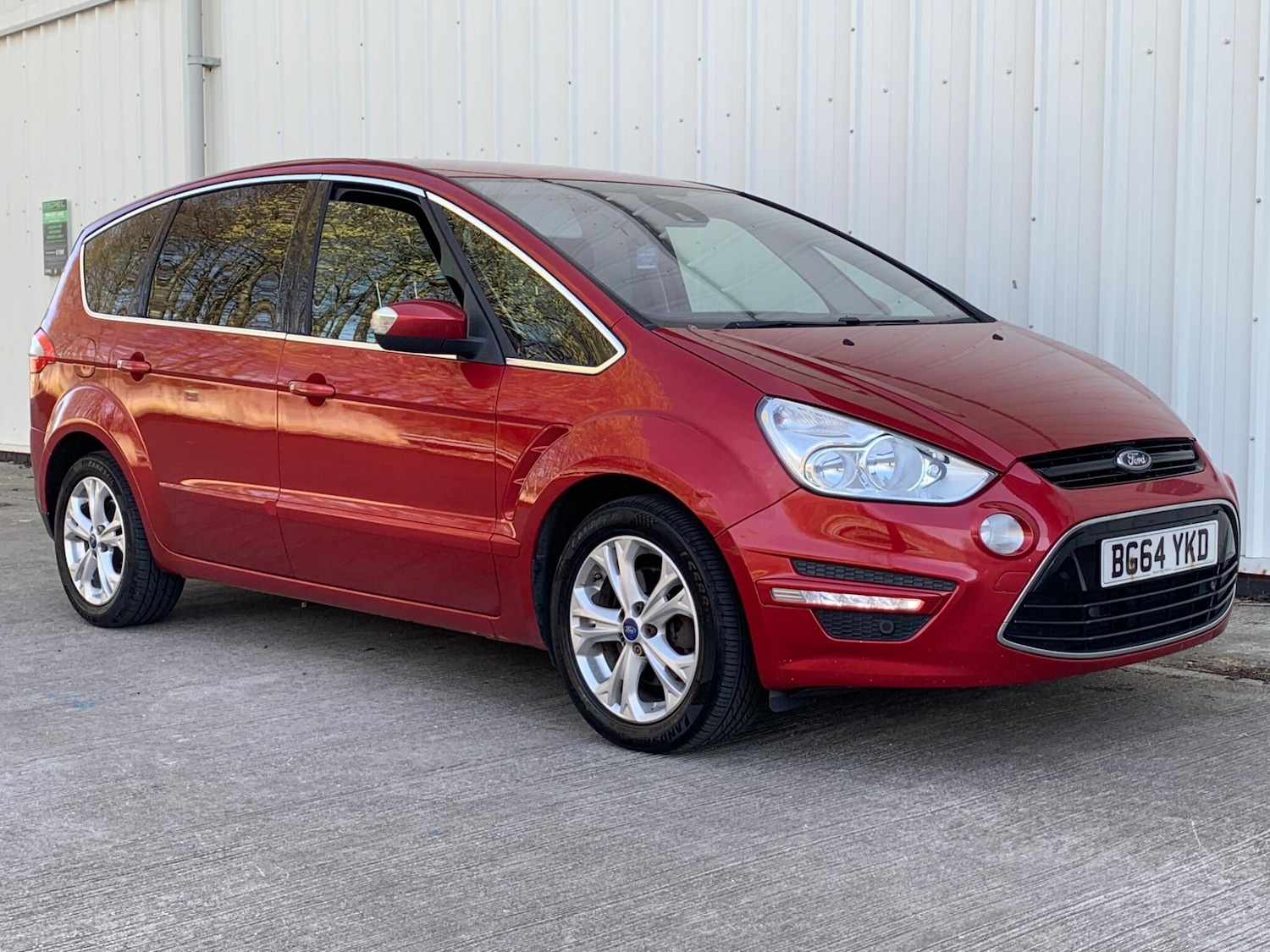 Used Ford S-Max for sale - 77940761: Photo 3