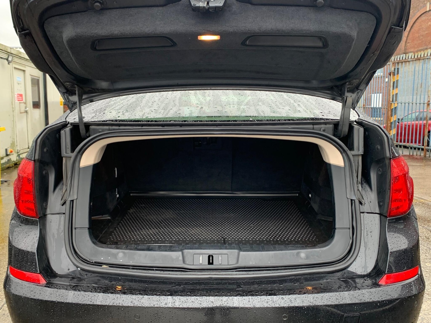 Used BMW 5 Series 2011 for sale - 77424920: Photo 14