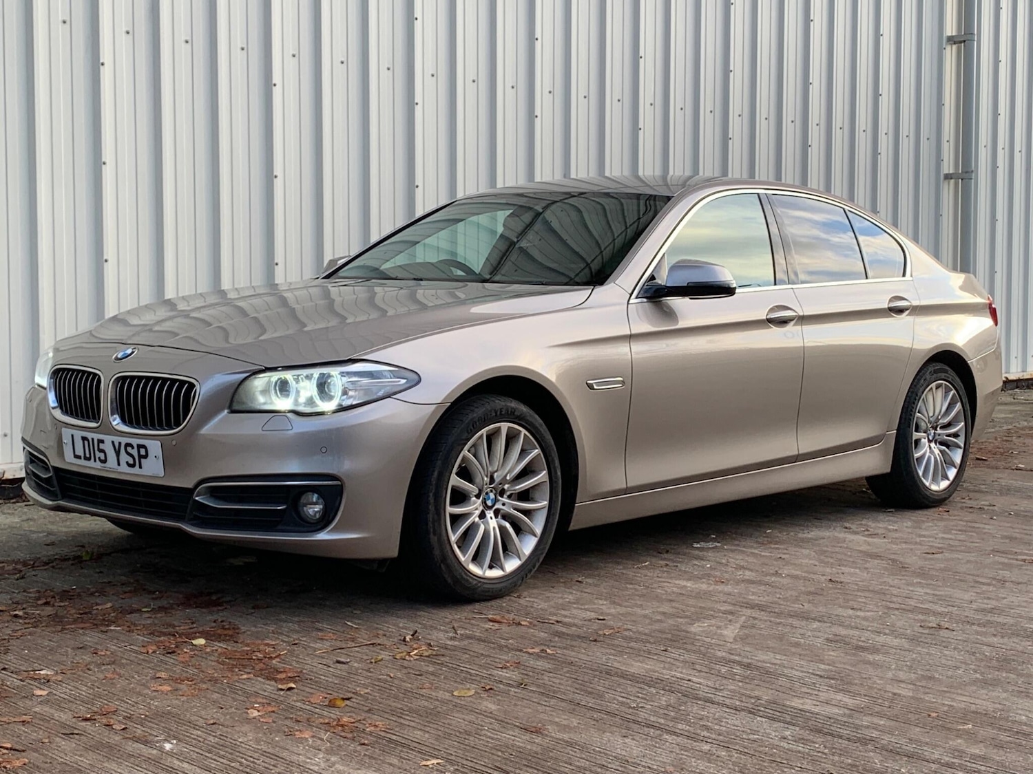 Used BMW 5 Series 2015 for sale - 77427570: Photo 2