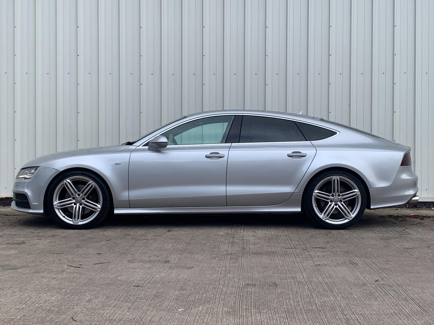 Used Audi A7 2011 for sale - 77427560: Photo 10