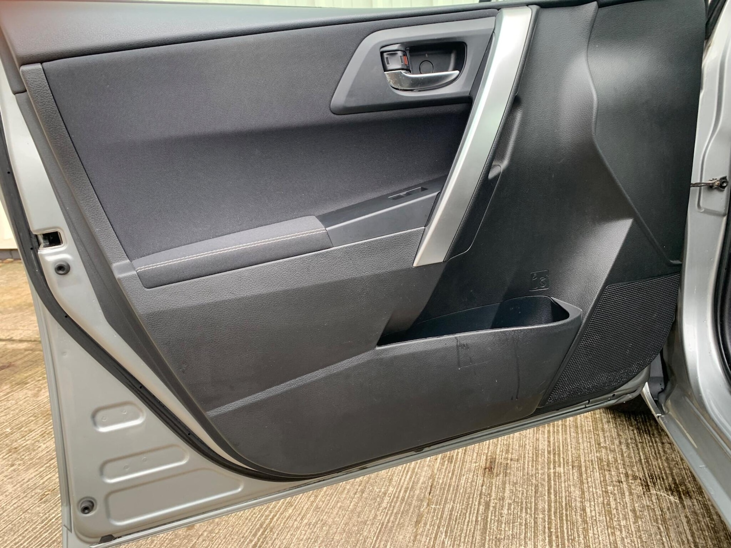 Used Toyota Auris 2015 for sale - 78156512: Photo 35