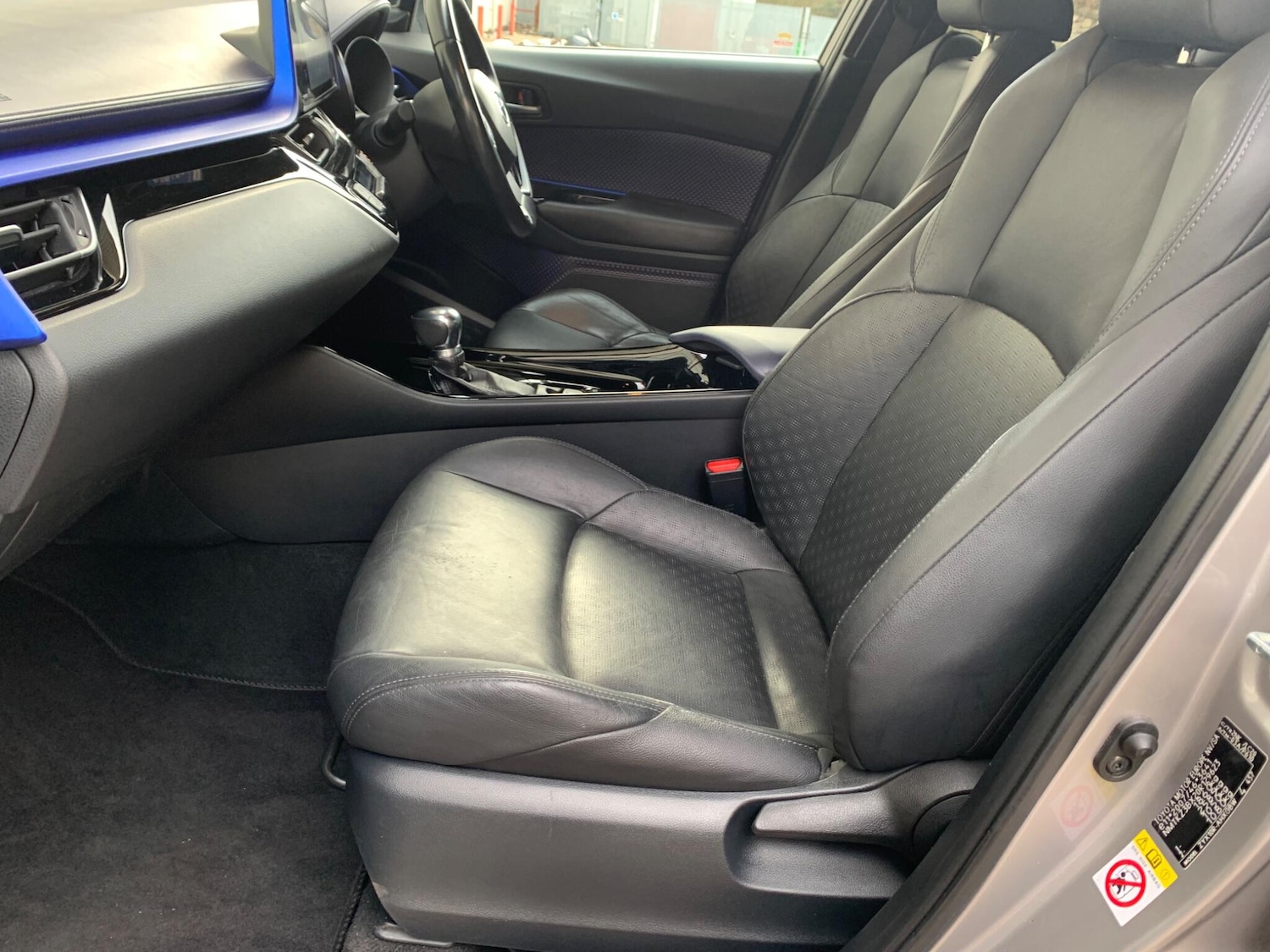 Used Toyota C-HR 2018 for sale - 77424886: Photo 28