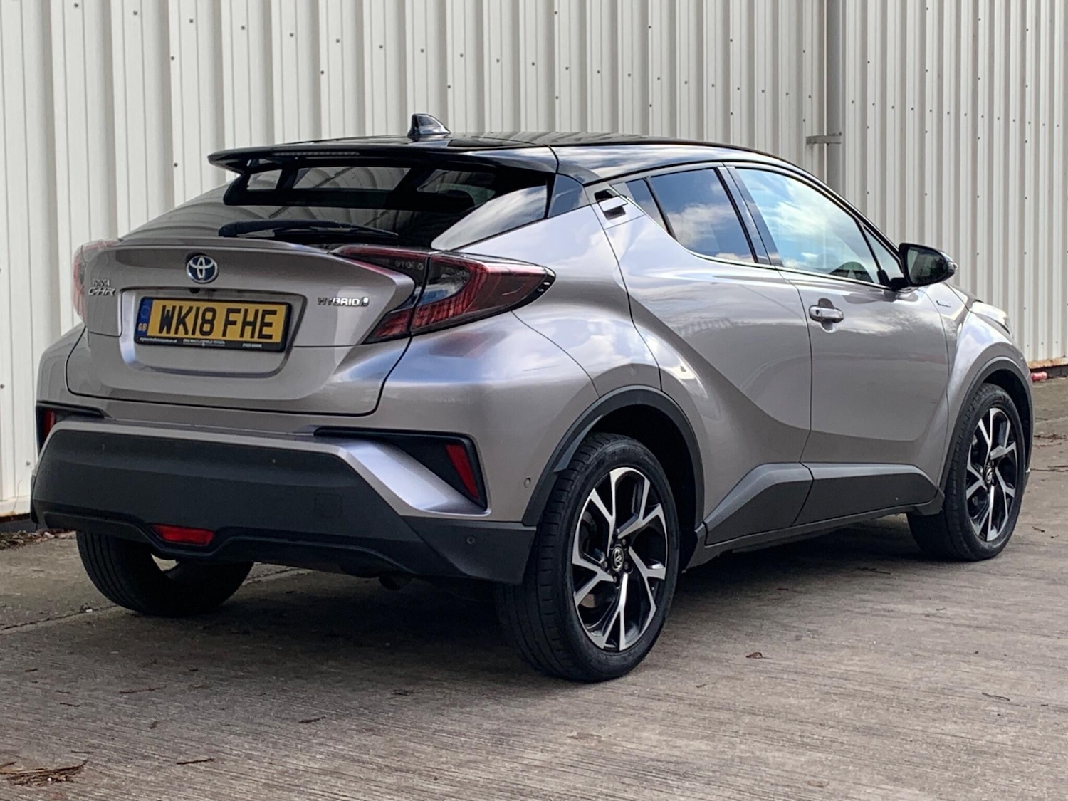 Used Toyota C-HR 2018 for sale - 77424886: Photo 3