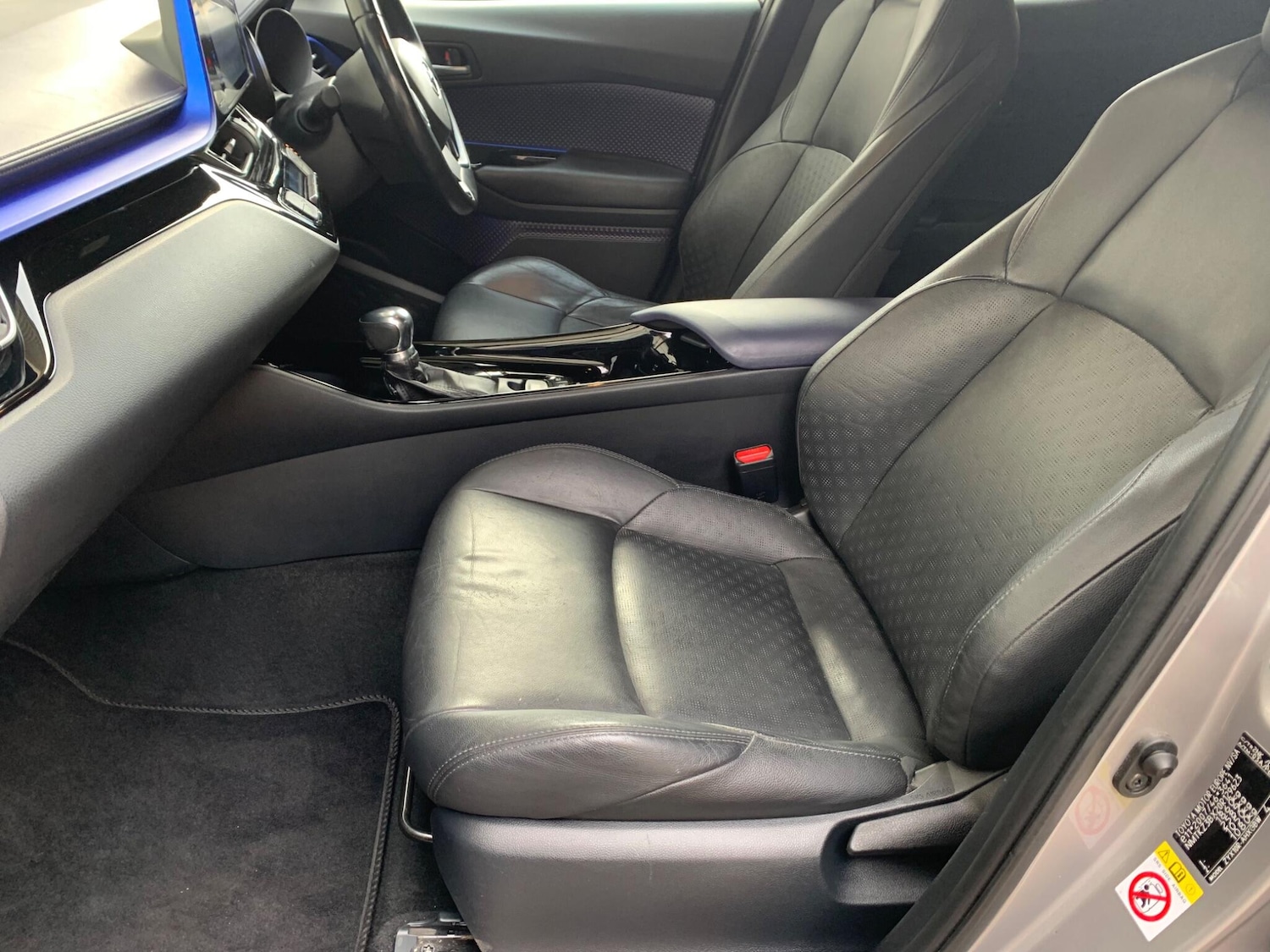 Used Toyota C-HR 2018 for sale - 77424886: Photo 30