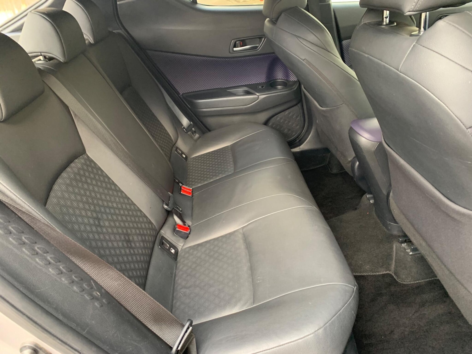 Used Toyota C-HR 2018 for sale - 77424886: Photo 31