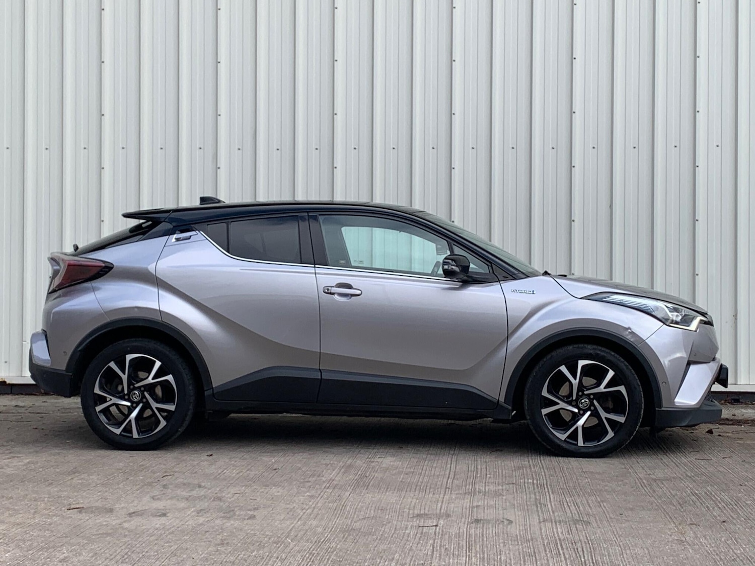 Used Toyota C-HR 2018 for sale - 77424886: Photo 9