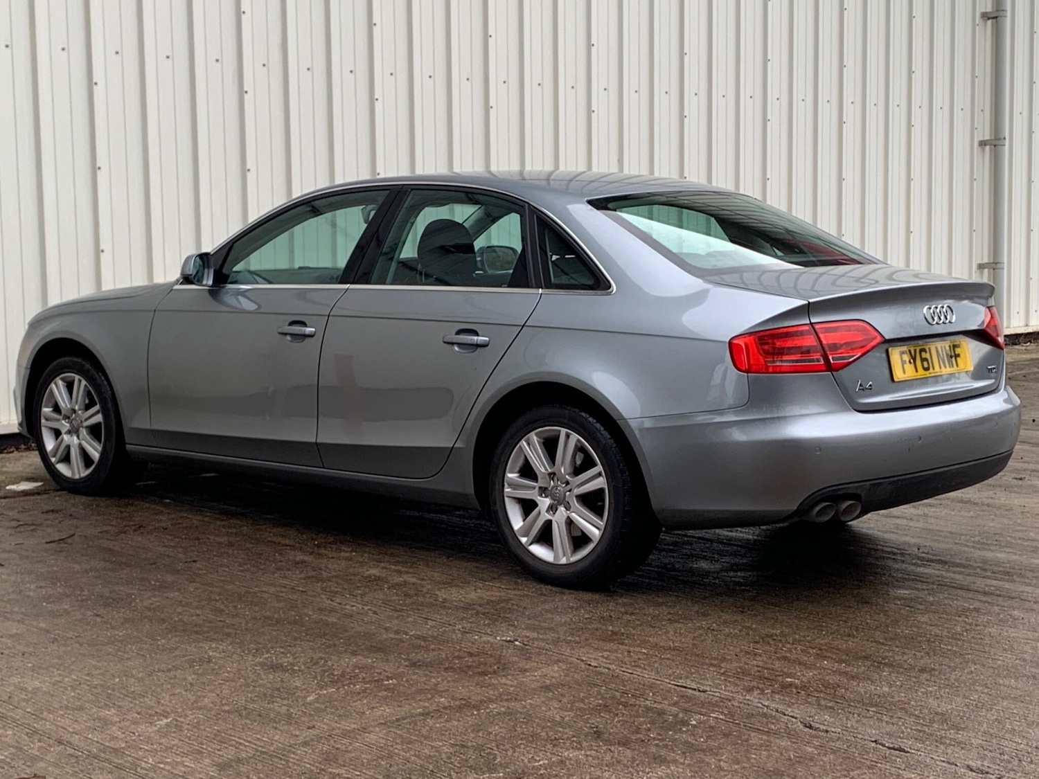Used Audi A4 2011 for sale - 77427562: Photo 6