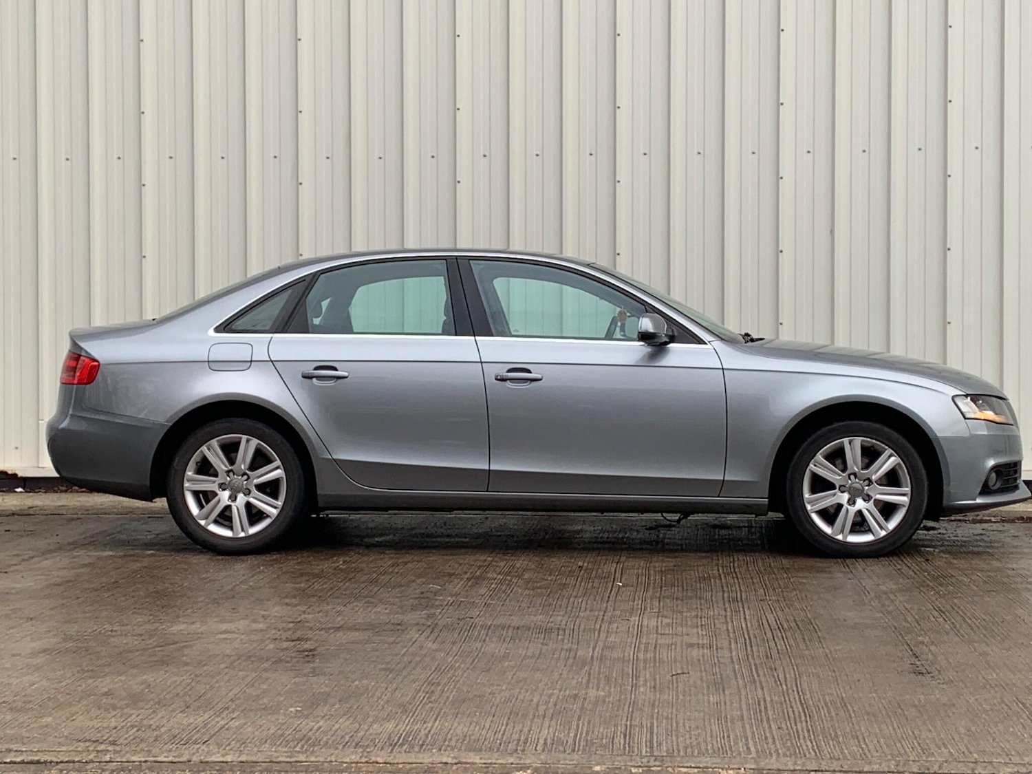 Used Audi A4 2011 for sale - 77427562: Photo 7