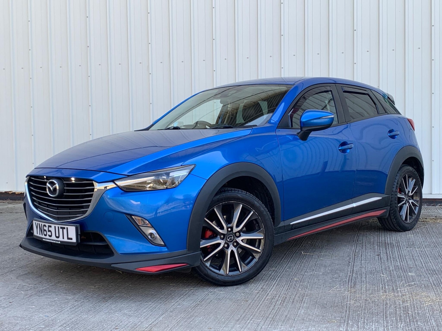 Used Mazda CX-3 2015 for sale - 78170231: Photo 2
