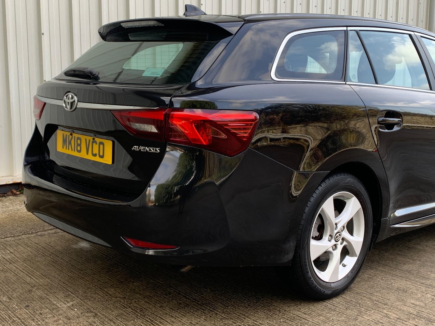 Used Toyota Avensis 2018 for sale - 77440656: Photo 15