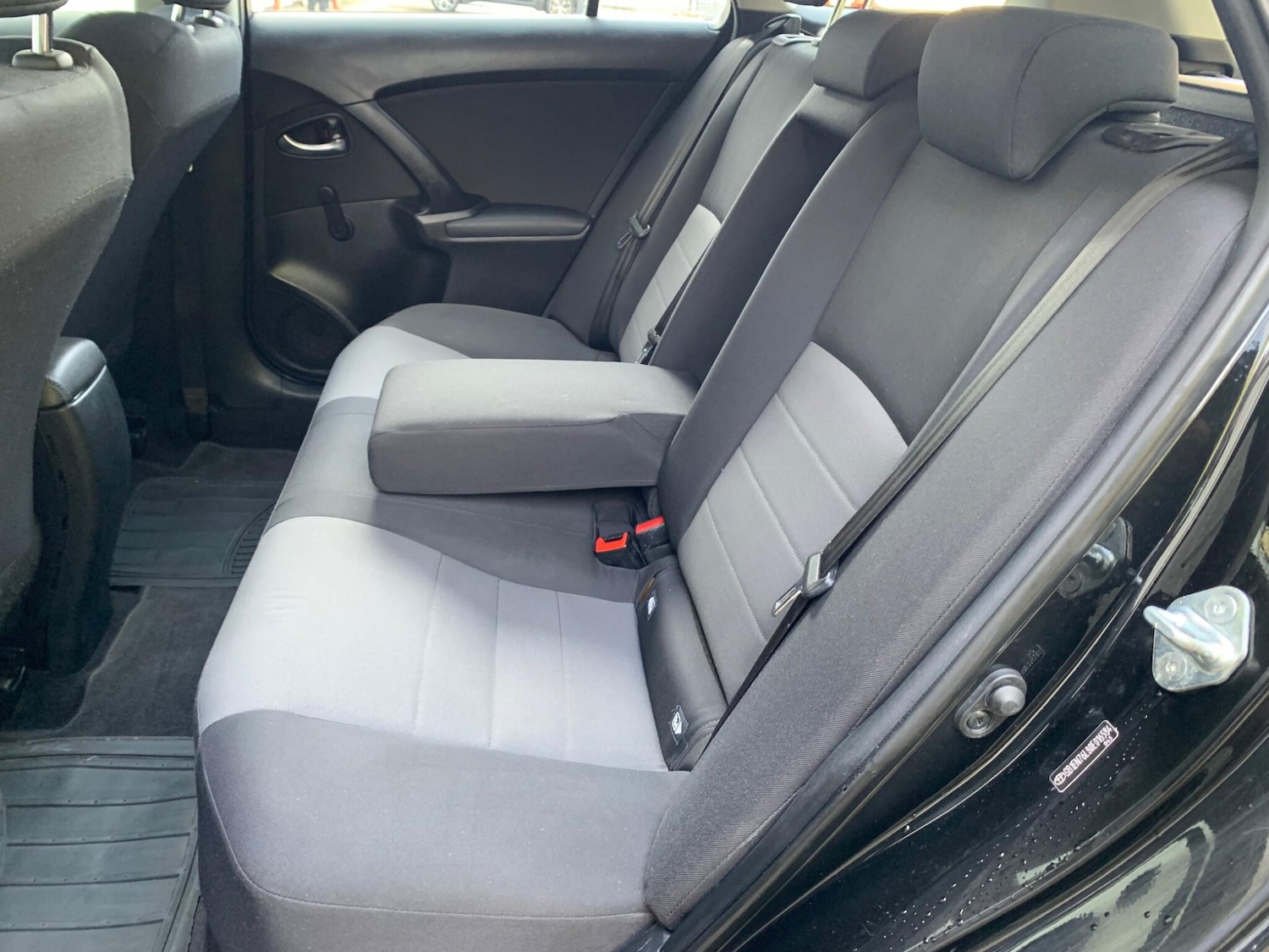 Used Toyota Avensis 2018 for sale - 77440656: Photo 20