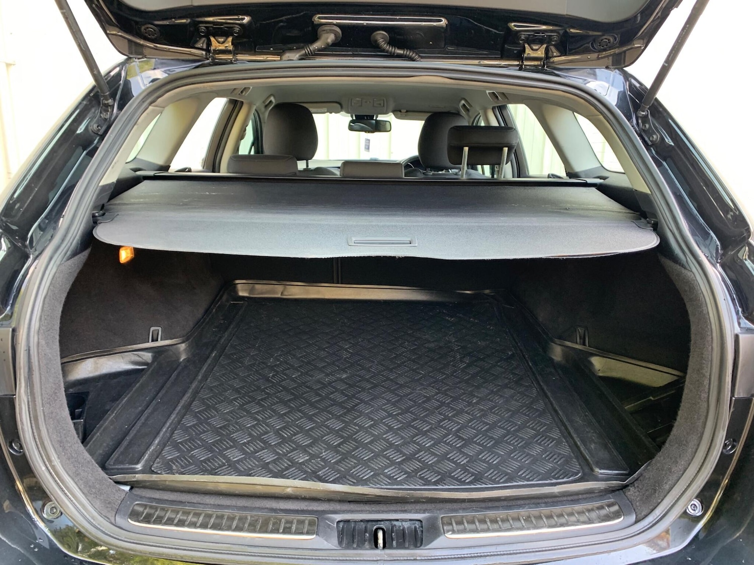 Used Toyota Avensis 2018 for sale - 77440656: Photo 28