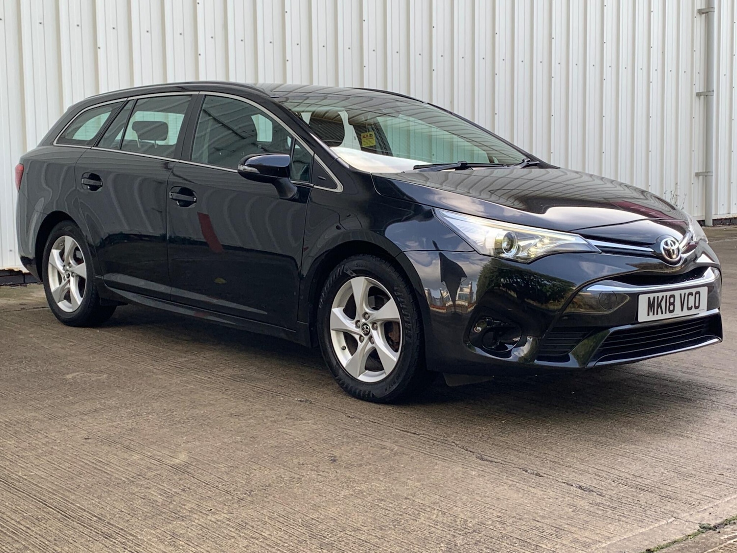 Used Toyota Avensis 2018 for sale - 77440656: Photo 5