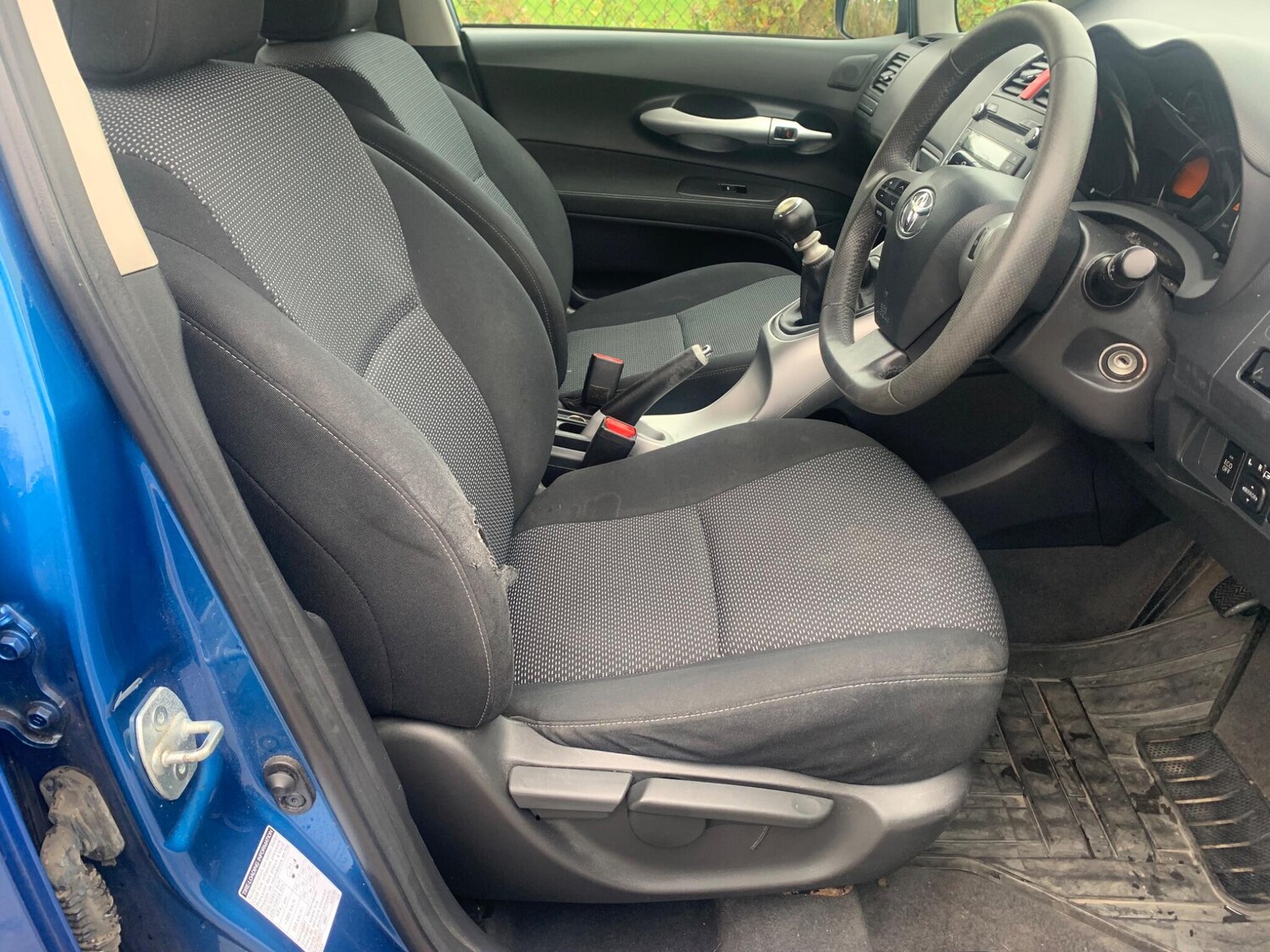 Used Toyota Auris 2011 for sale - 77427566: Photo 12