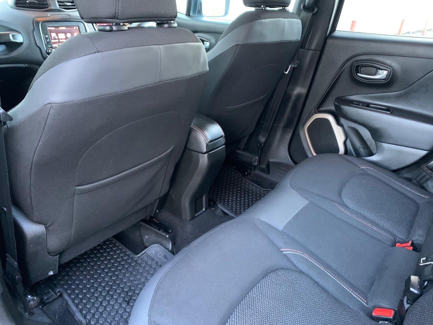 Used Jeep Renegade for sale - 77586399: Photo 32