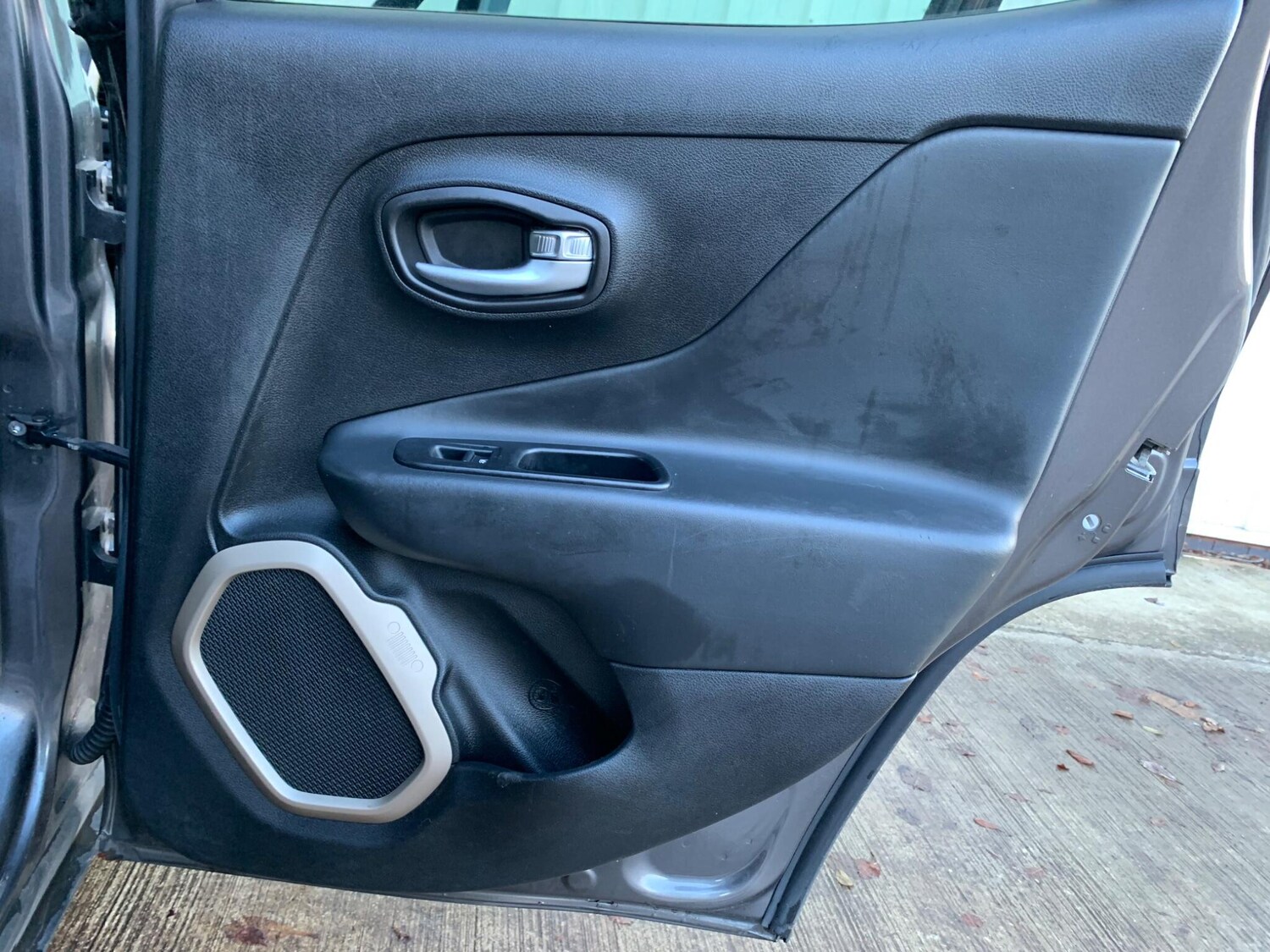 Used Jeep Renegade for sale - 77586399: Photo 37