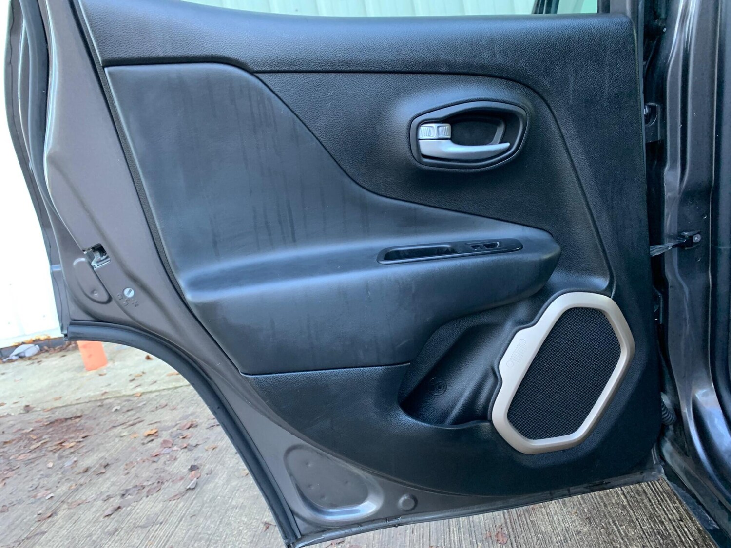 Used Jeep Renegade for sale - 77586399: Photo 38