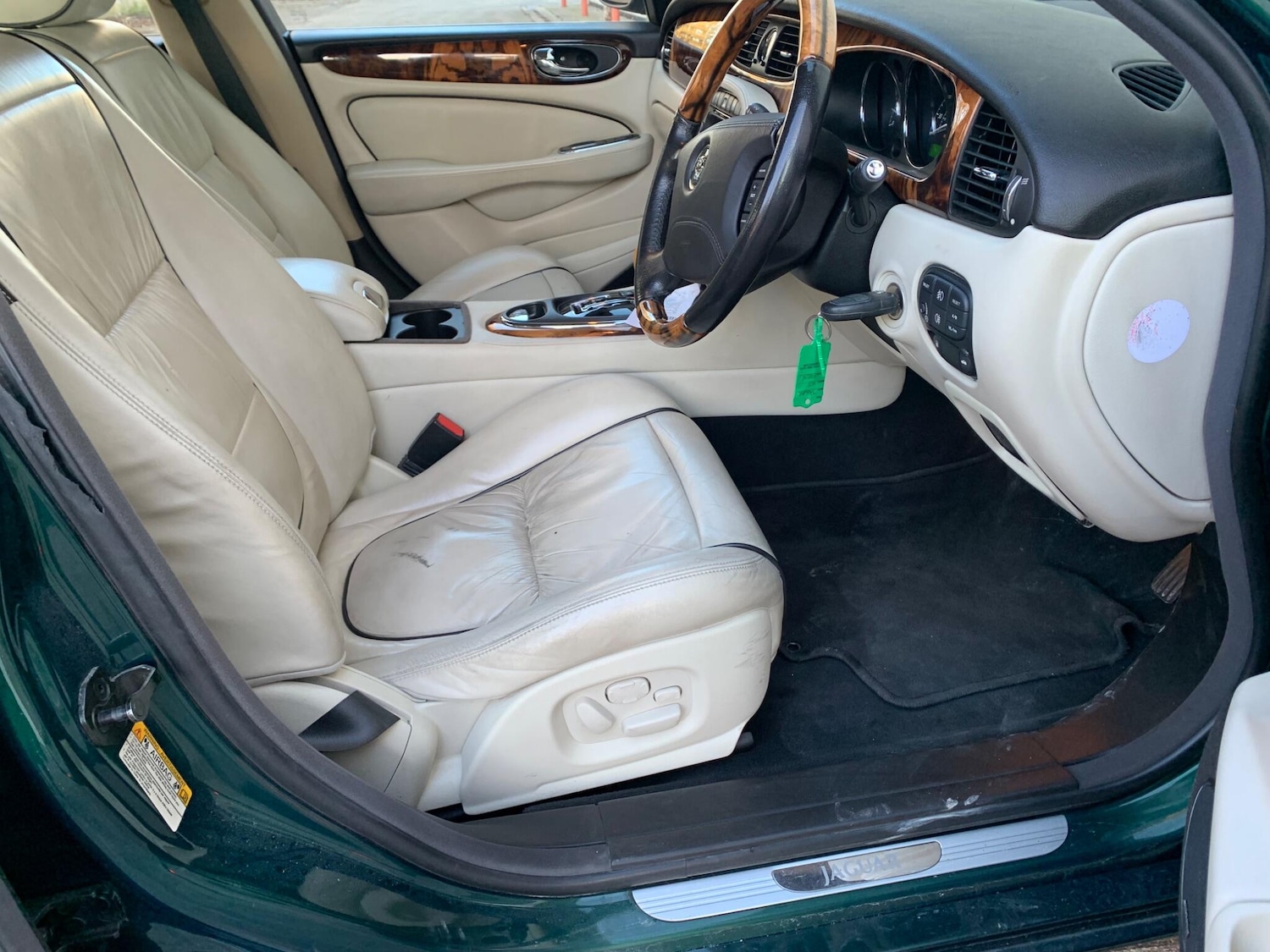 Used Jaguar XJ 2006 for sale - 77427565: Photo 25