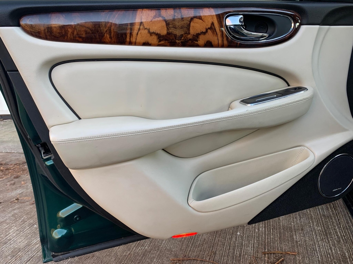 Used Jaguar XJ 2006 for sale - 77427565: Photo 34