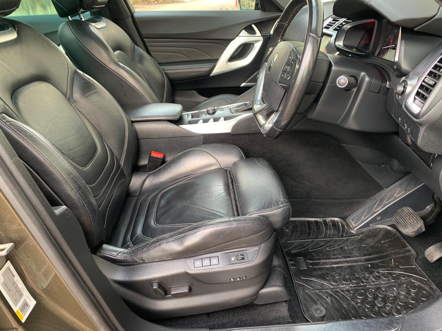 Used Citroen DS5 2013 for sale - 77427563: Photo 25