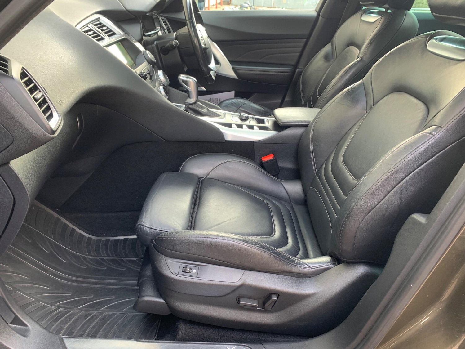 Used Citroen DS5 2013 for sale - 77427563: Photo 27