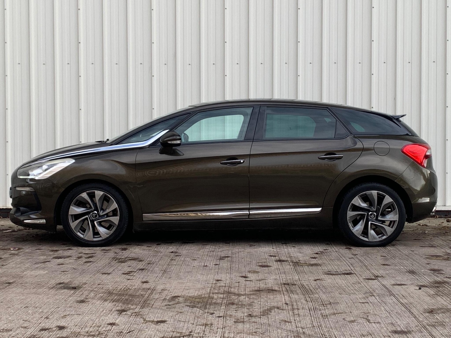 Used Citroen DS5 2013 for sale - 77427563: Photo 8