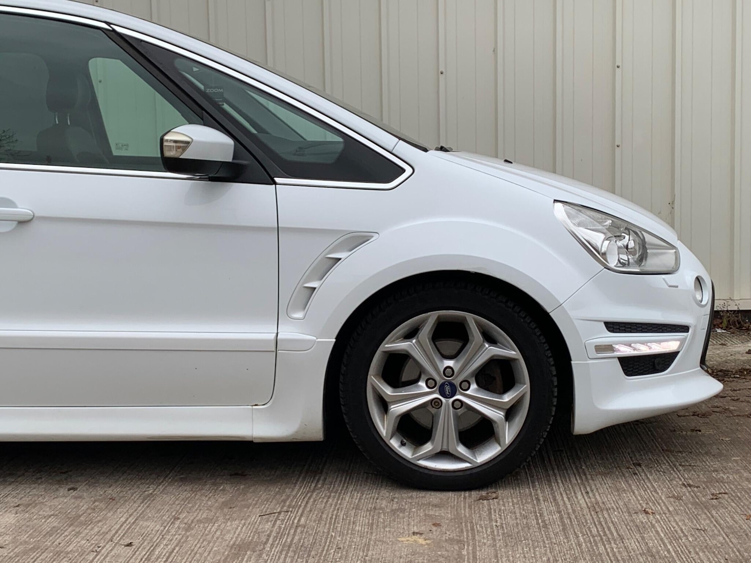 Used Ford S-Max 2013 for sale - 77427564: Photo 22