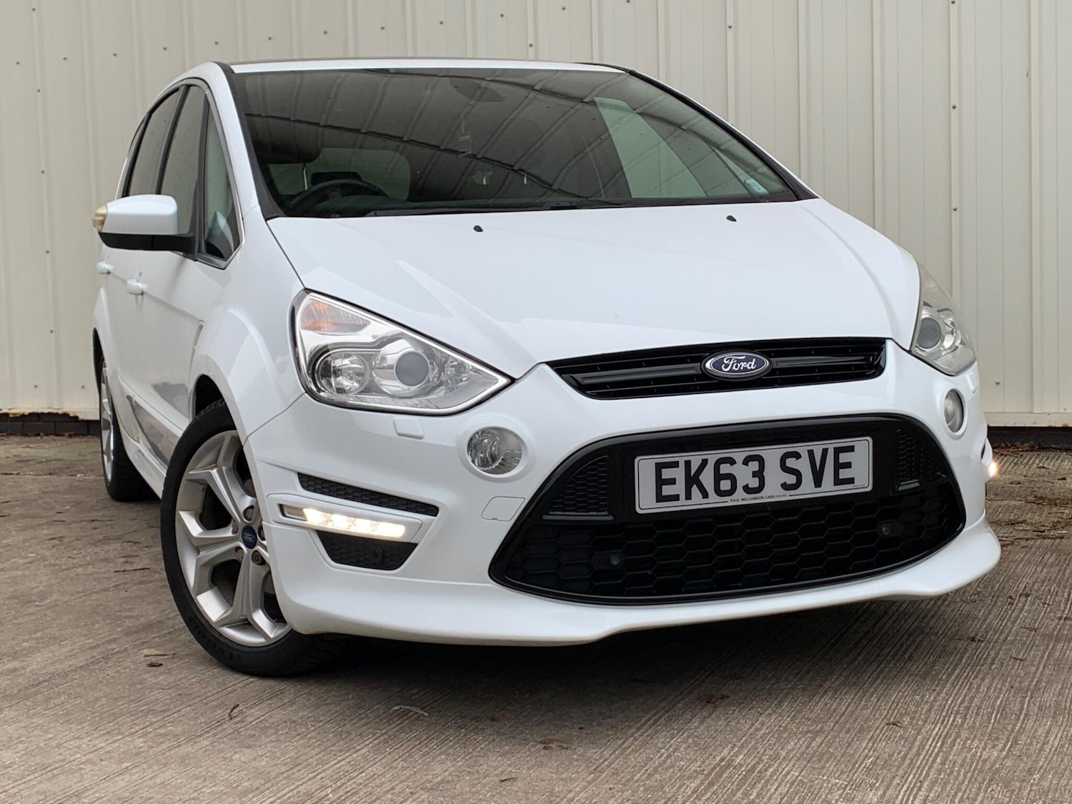 Used Ford S-Max 2013 for sale - 77427564: Photo 3
