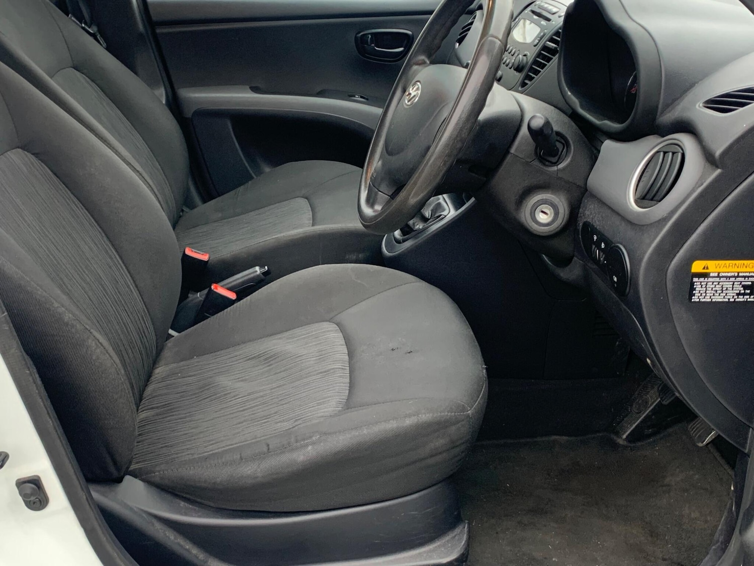 Used Hyundai i10 2013 for sale - 77611604: Photo 5