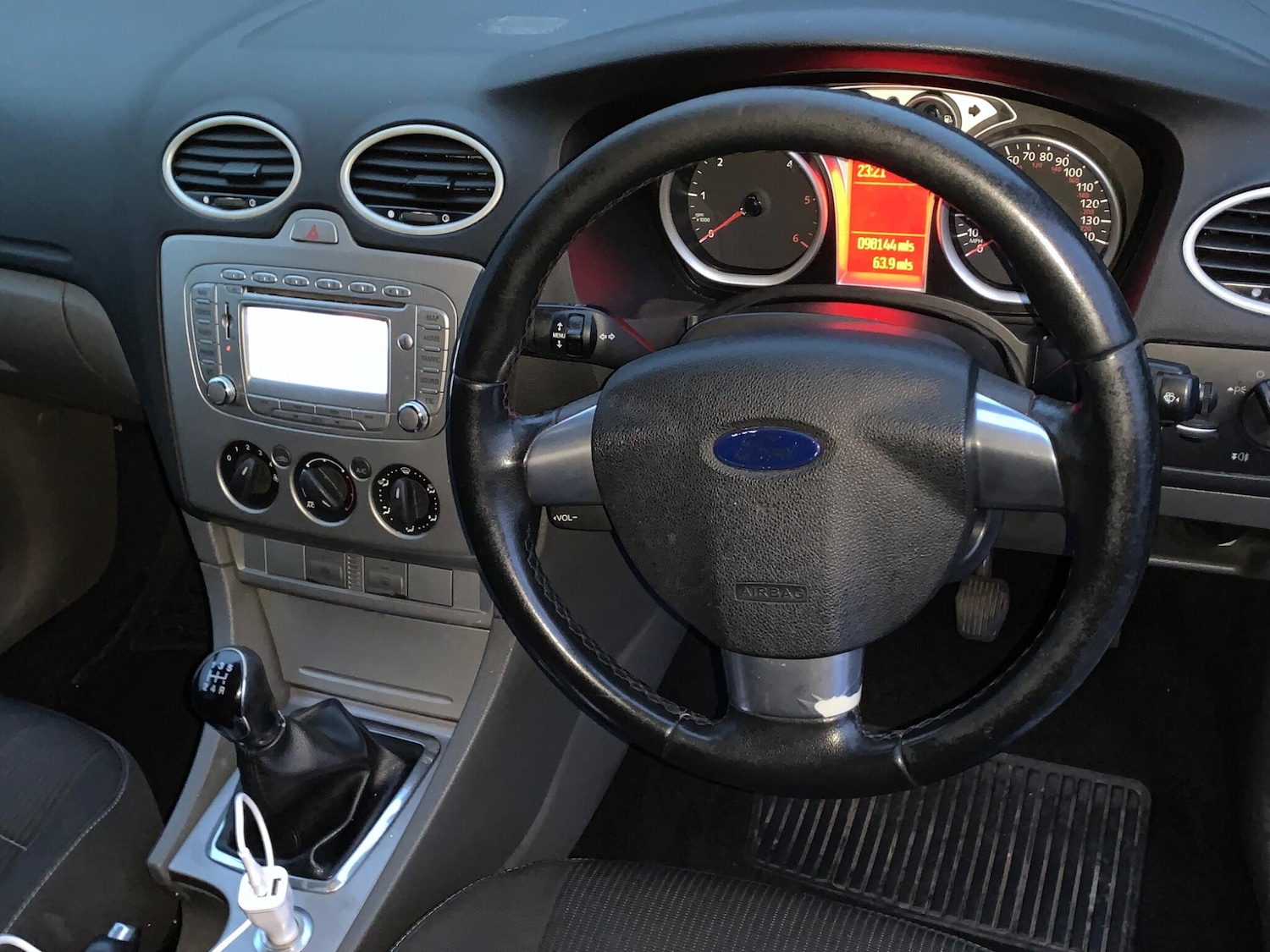 Used Ford Focus 2011 for sale - 77439868: Photo 8