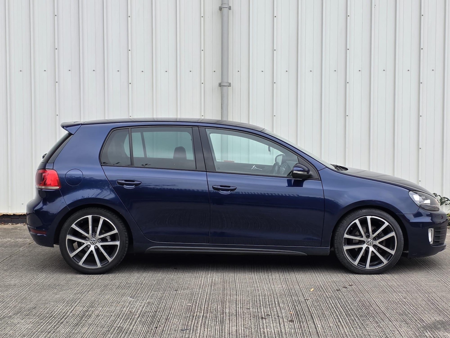 Used Volkswagen Golf 2011 for sale - 77425867: Photo 9