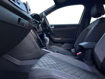 Used Volkswagen T-Roc 2023 for sale - 75091742: Photo