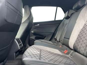 Used Volkswagen Golf 2024 for sale - 75091739: Photo