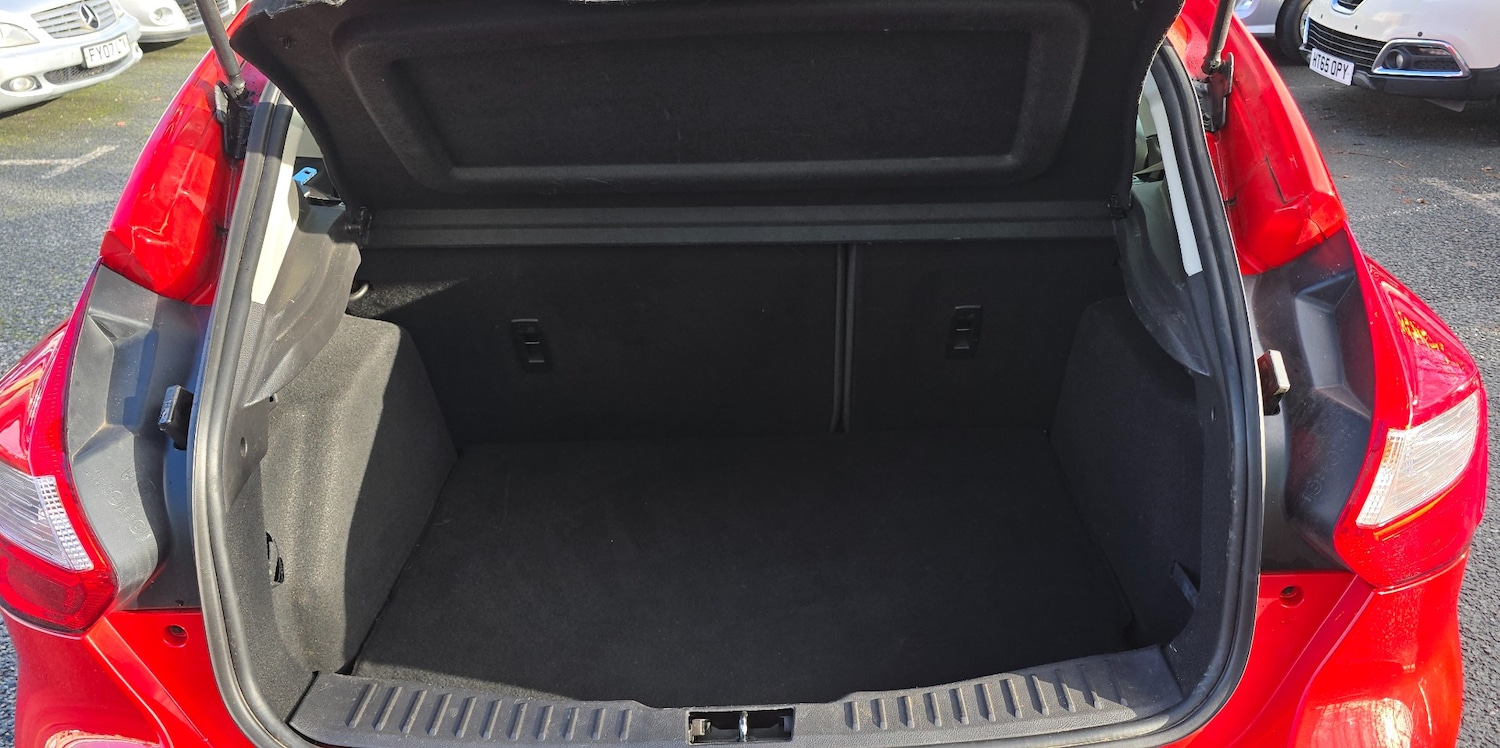 Used Ford Focus 2014 for sale - 77227854: Photo 14