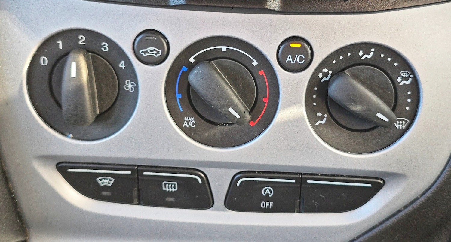 Used Ford Focus 2014 for sale - 77227854: Photo 19