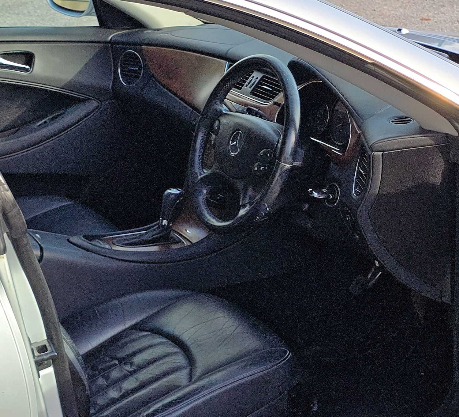 Used Mercedes-Benz CLS 2007 for sale - 76178184: Photo 9