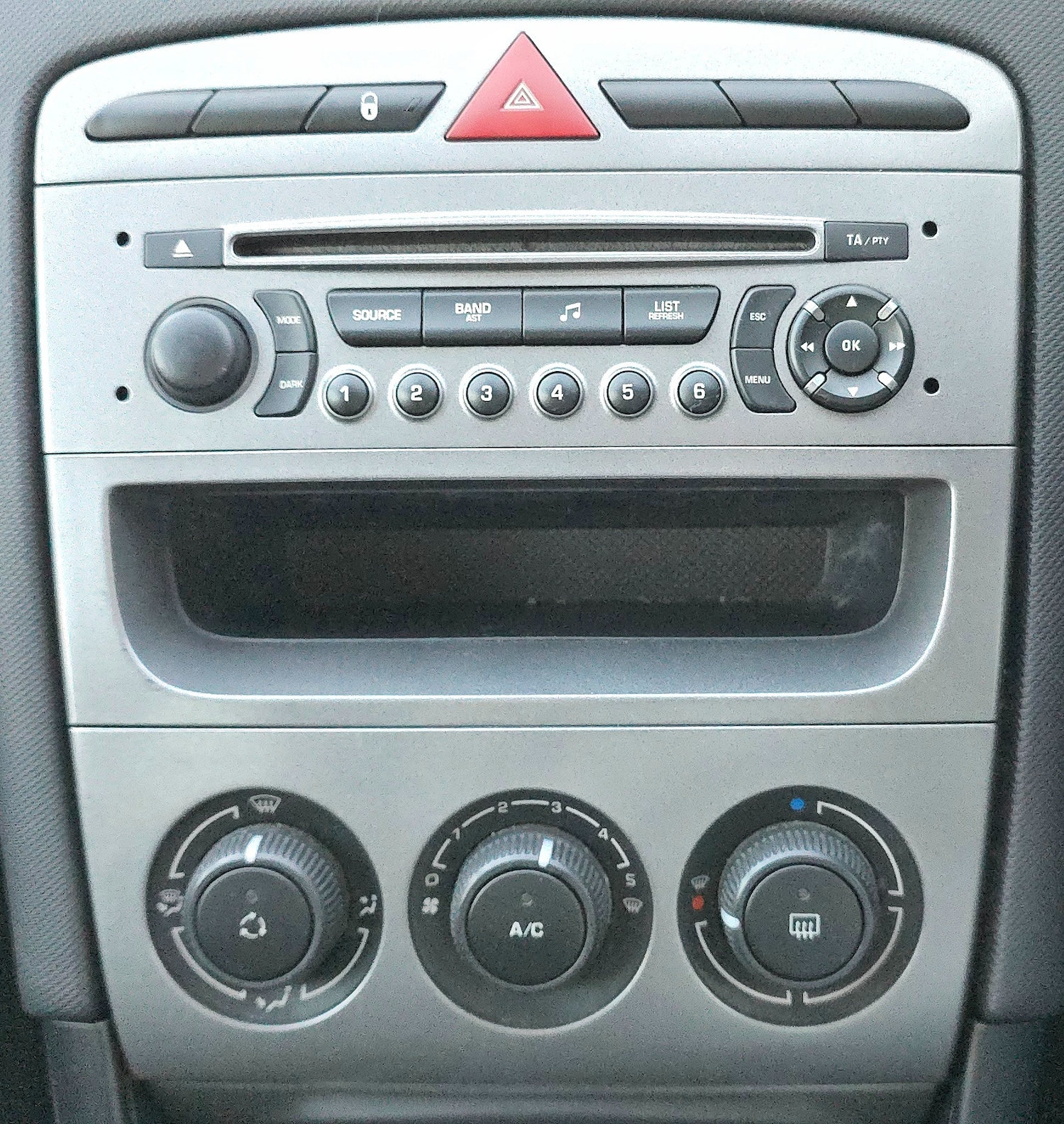 Used Peugeot 308 2009 for sale - 77095461: Photo 16