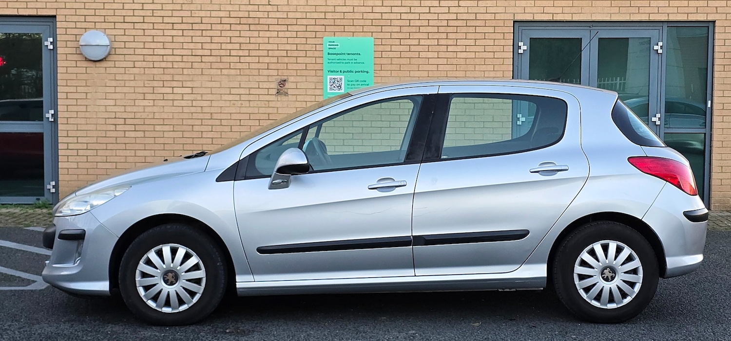 Used Peugeot 308 2009 for sale - 77095461: Photo 6