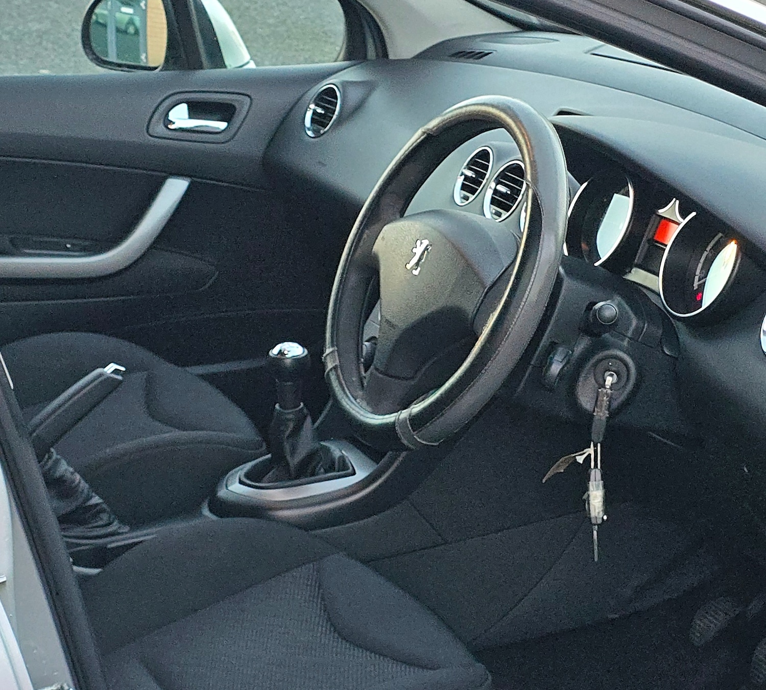 Used Peugeot 308 2009 for sale - 77095461: Photo 9