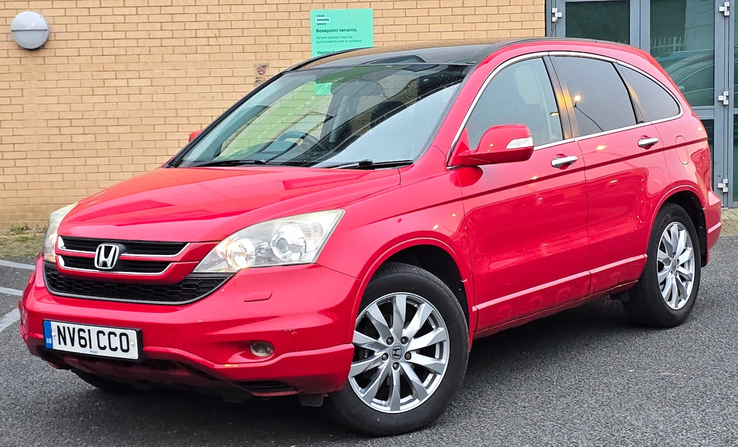 Used Honda CR-V 2011 for sale - 77981920: Photo 2
