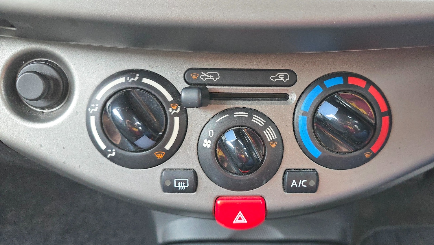 Used Nissan Micra 2005 for sale - 76314048: Photo 16