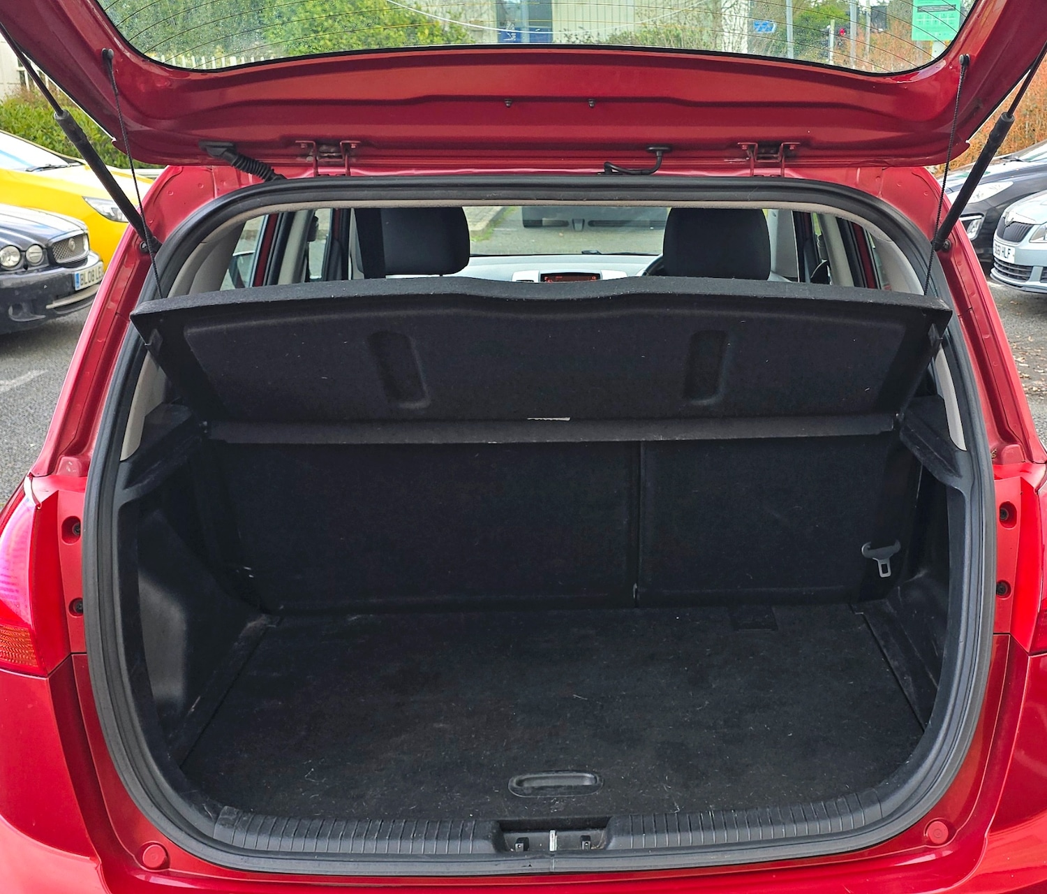 Used Kia Venga 2013 for sale - 77708358: Photo 13